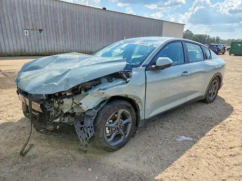 3KPFT4DE6TE249106 — 2026 Kia K4, Передняя часть (Front End), фото до ремонта