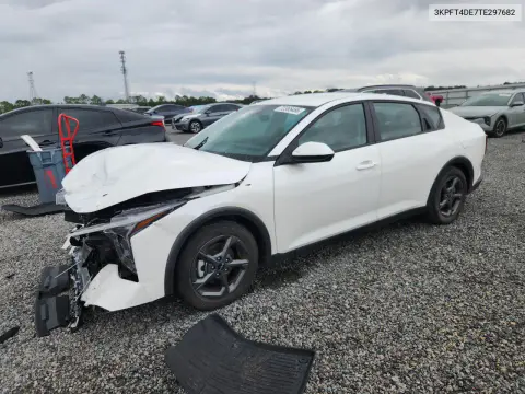 3KPFT4DE7TE297682 — 2026 Kia K4, Передняя часть, фото до ремонта