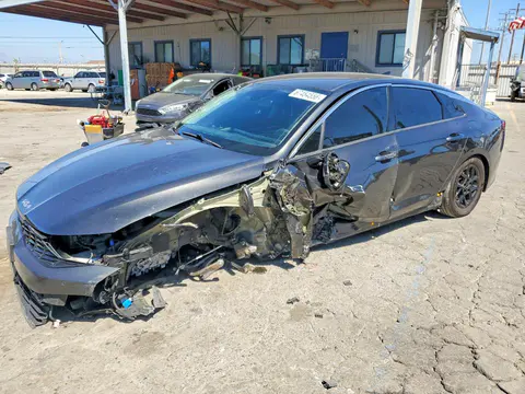 KNAG24J74S5319996 — 2025 Kia K5, Передняя часть (Front End), фото до ремонта