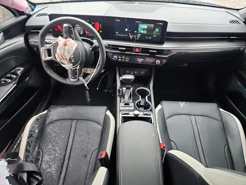 KNAG64J79T5516216 — 2026 Kia K5, фото 8 с аукциона Copart, Передняя часть