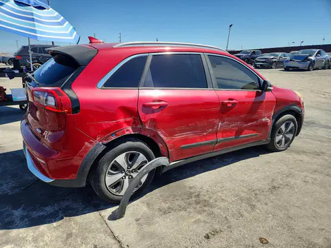 2017 KIA Niro VIN KNDCC3LC8H5048081 фото 3