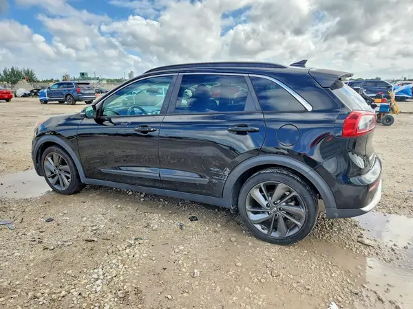 KNDCC3LC6H5045602 — 2017 Kia NIRO, фото 2 с аукциона Copart 13.10.2026, Механические повреждения