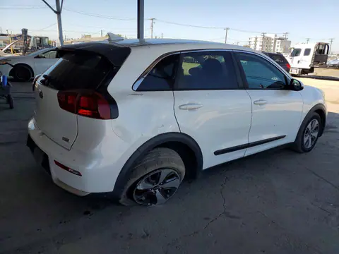 2018 KIA Niro VIN KNDCB3LC2J5210117 фото 3
