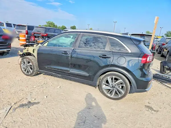 KNDCE3LC4J5124332 — 2018 Kia NIRO, фото 2 с аукциона Copart, Передняя часть