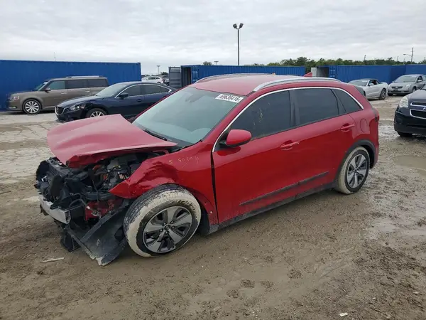 KNDCB3LC7J5123913 — 2018 Kia NIRO, Передняя часть (Front End), фото до ремонта