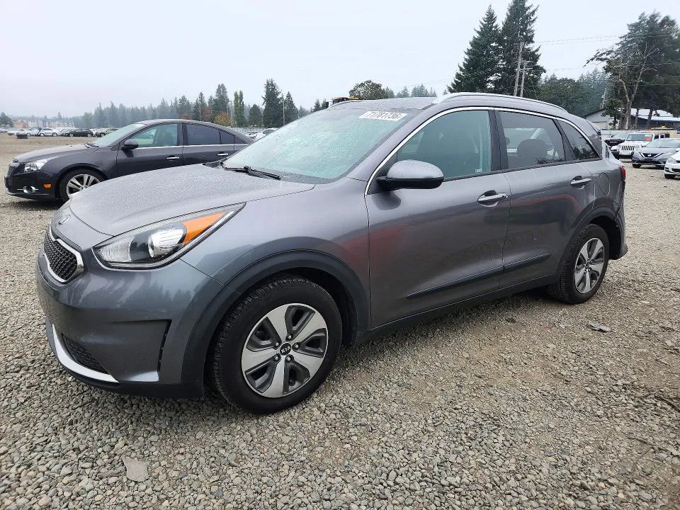 2018 KIA Niro VIN KNDCB3LC3J5114139 фото 1