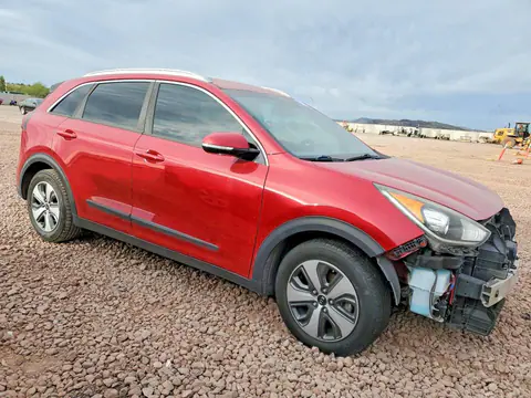 2018 KIA Niro VIN KNDCC3LCXJ5143392 фото 4