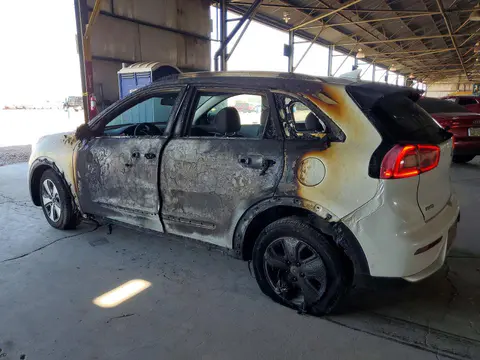 2019 KIA Niro VIN KNDCB3LC8K5300373 фото 2