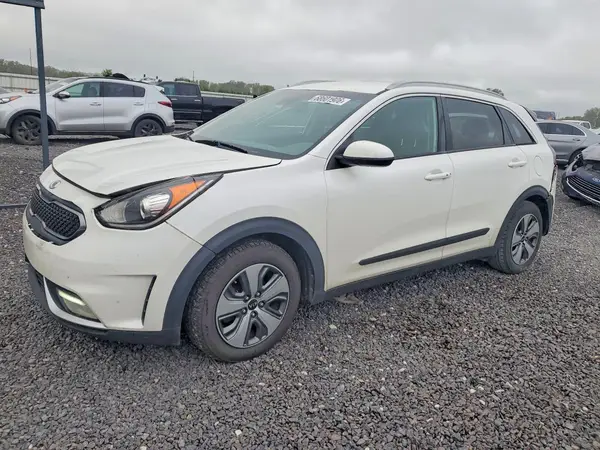 KNDCB3LC9K5260093 — 2019 Kia NIRO, Задняя часть (Rear End), фото до ремонта