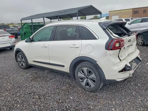 KNDCB3LC9K5260093 — 2019 Kia NIRO, фото 2 с аукциона Copart 13.10.2026, Задняя часть