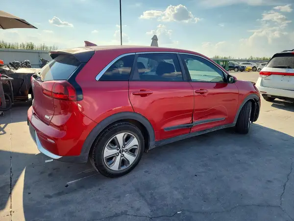 KNDCB3LC7K5266362 — 2019 Kia NIRO, фото 3 с аукциона Copart 01.10.2026, Передняя часть
