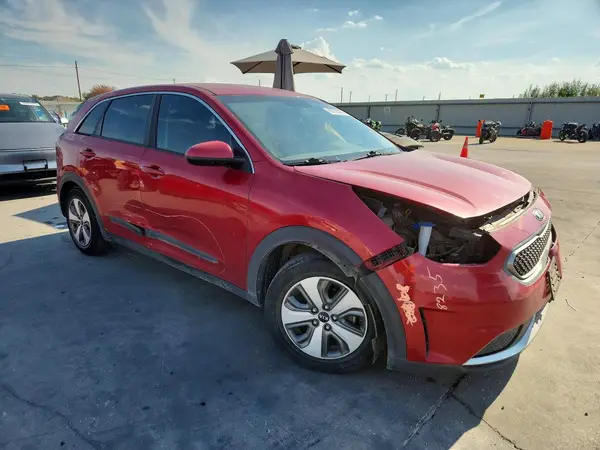 KNDCB3LC7K5266362 — 2019 Kia NIRO, фото 4 с аукциона Copart 01.10.2026, Передняя часть