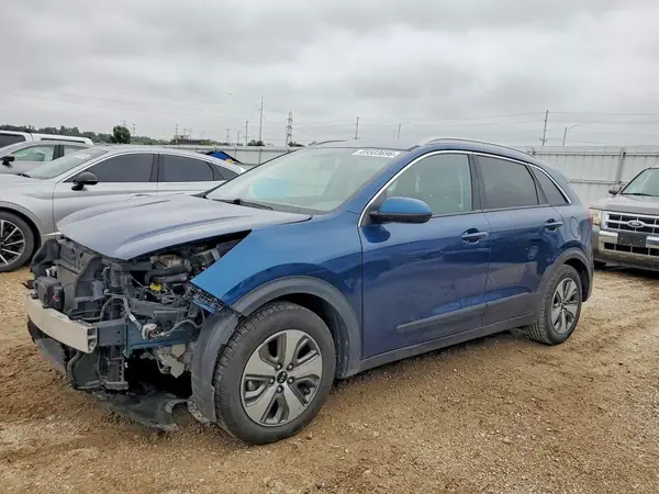 KNDCB3LC7K5263204 — 2019 Kia NIRO, Передняя часть (Front End), фото до ремонта