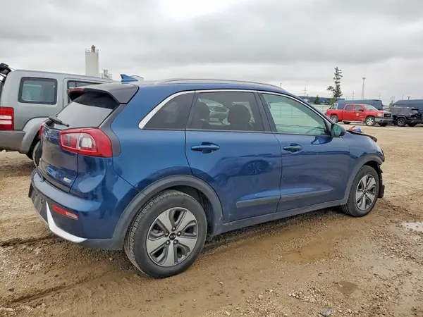 KNDCB3LC7K5263204 — 2019 Kia NIRO, фото 3 с аукциона Copart, Передняя часть