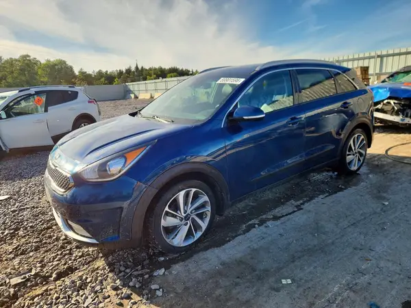 KNDCE3LC8K5215878 — 2019 Kia NIRO, Град (Hail), фото до ремонта