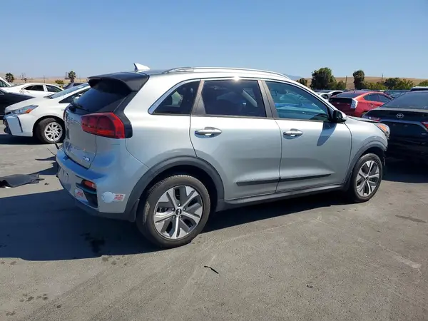 KNDCC3LG9K5022762 — 2019 Kia NIRO, фото 3 с аукциона Copart, Передняя часть