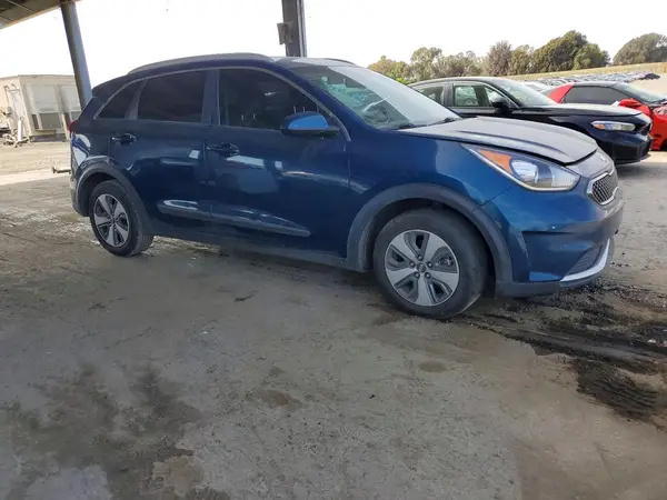 KNDCB3LC0K5334579 — 2019 Kia NIRO, фото 4 с аукциона Copart 13.10.2026, Механические повреждения
