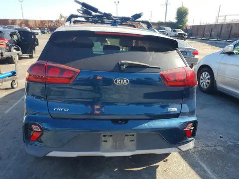 KNDCB3LC6L5451021 — 2020 Kia NIRO, Передняя часть, фото до ремонта