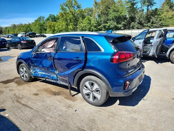 KNDCB3LC7L5450671 — 2020 Kia NIRO, фото 2 с аукциона Copart, Боковая часть