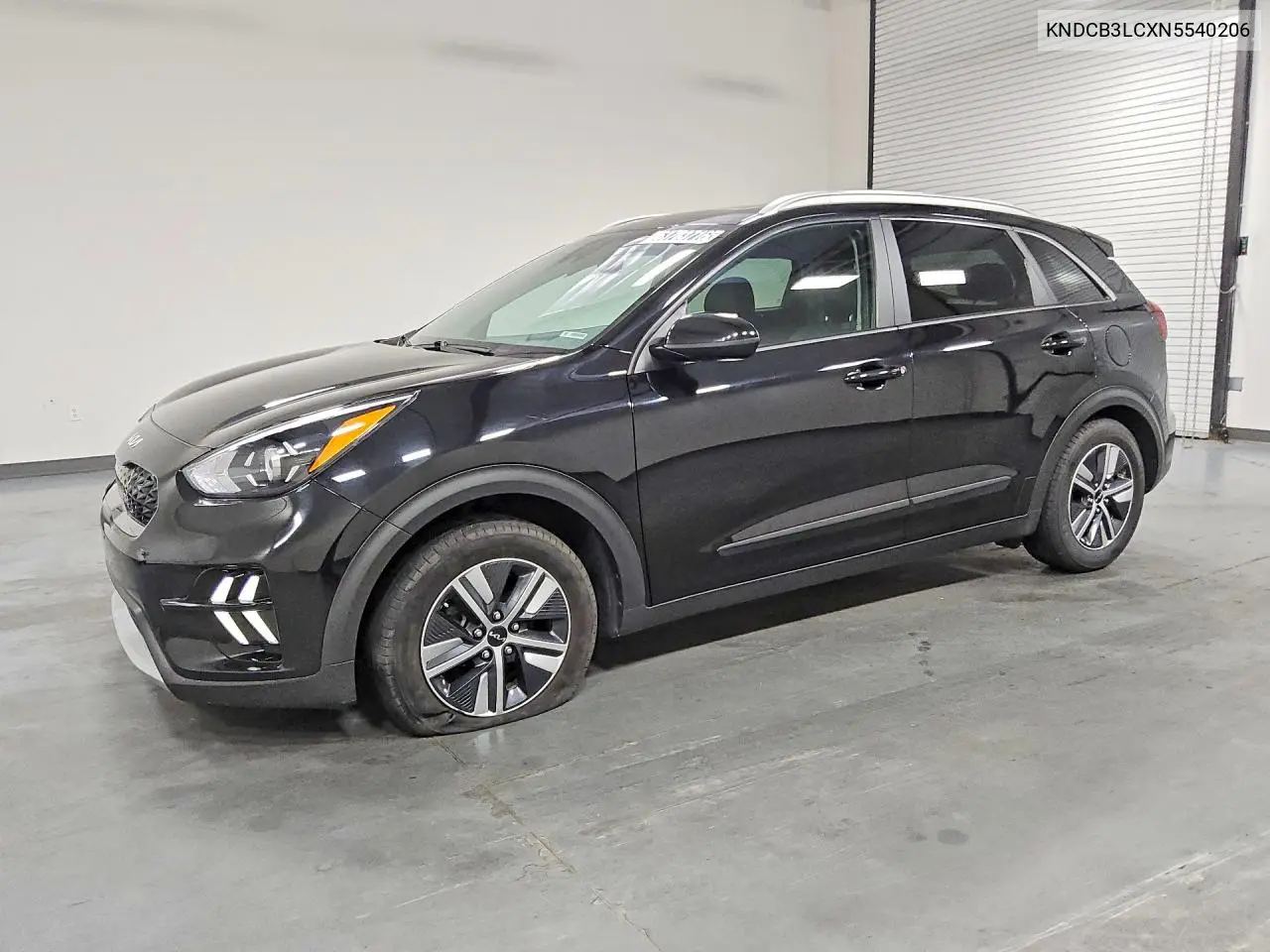 KNDCB3LCXN5540206 Kia NIRO 2022 — повреждение Передняя часть, фото до ремонта