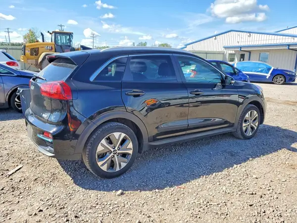KNDCC3LG6N5158805 — 2022 Kia NIRO, фото 3 с аукциона Copart 28.09.2026, Передняя часть