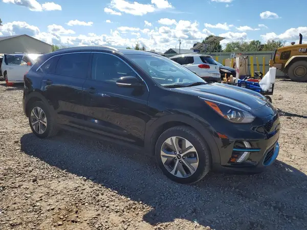 KNDCC3LG6N5158805 — 2022 Kia NIRO, фото 4 с аукциона Copart 28.09.2026, Передняя часть