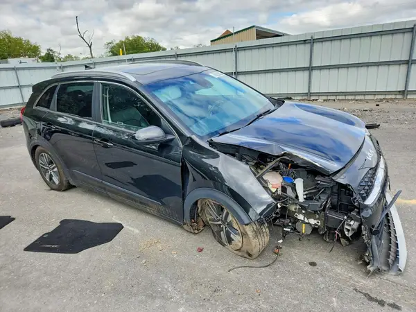 KNDCB3LC2N5541334 — 2022 Kia NIRO, фото 4 с аукциона Copart, Передняя часть