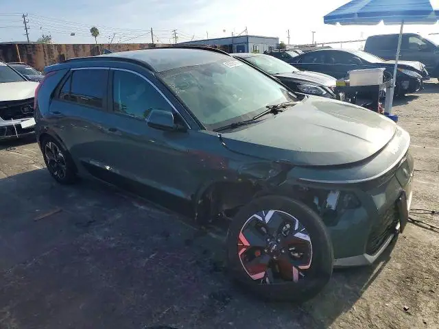KNDCR3L16P5041934 — 2023 Kia NIRO, фото 4 с аукциона Copart 30.09.2026, Передняя часть
