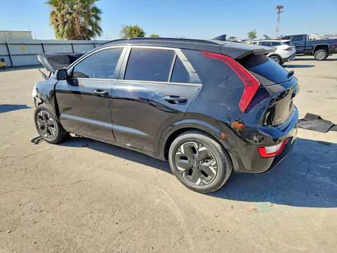 2023 KIA Niro VIN KNDCR3L14P5022024 фото 2