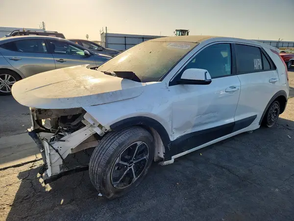 KNDCP3LE5P5089921 — 2023 Kia NIRO, Механические повреждения (Mechanical), фото до ремонта