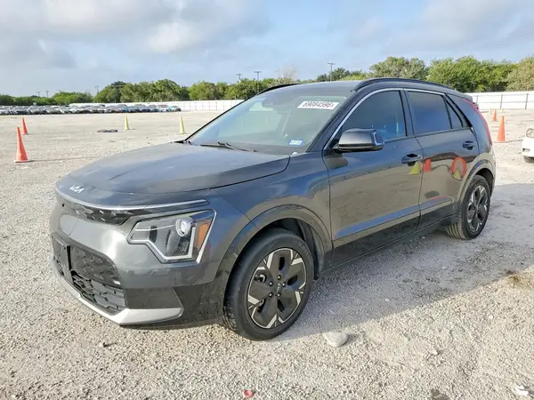 KNDCR3L10P5045980 — 2023 Kia NIRO, Град (Hail), фото до ремонта