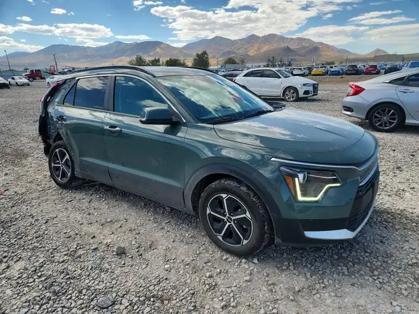KNDCS3LF3P5090010 — 2023 Kia NIRO, фото 4 с аукциона Copart, Задняя часть