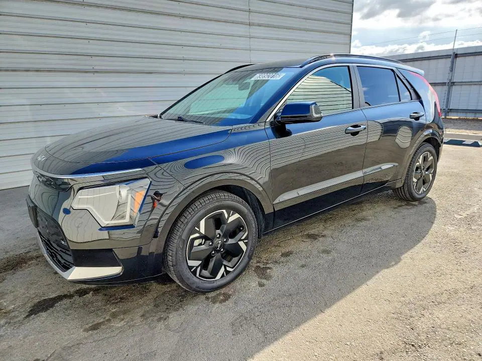 KNDCR3L1XP5021895 Kia NIRO 2023 — повреждение Механические повреждения, фото до ремонта