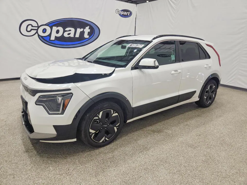 2023 KIA Niro VIN KNDCR3L10P5026037 фото 1