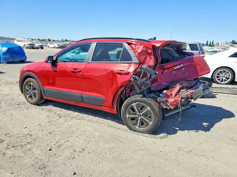 2024 KIA Niro VIN KNDCR3LE8R5157481 фото 2