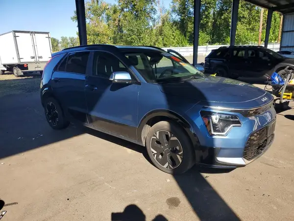 KNDCR3L13R5125647 — 2024 Kia NIRO, фото 4 с аукциона Copart, Ремонт не принят