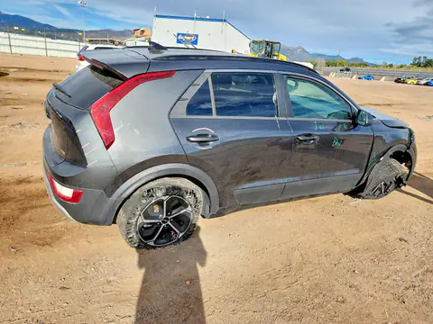 KNDCP3LE0R5178024 — 2024 Kia NIRO, фото 3 с аукциона Copart 14.10.2026, Передняя часть