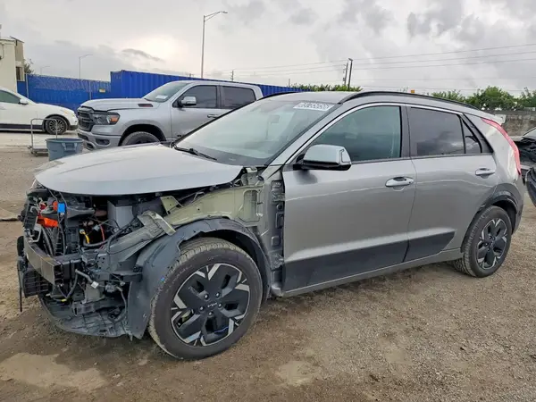 KNDCR3L1XR5086393 — 2024 Kia NIRO, Передняя часть (Front End), фото до ремонта