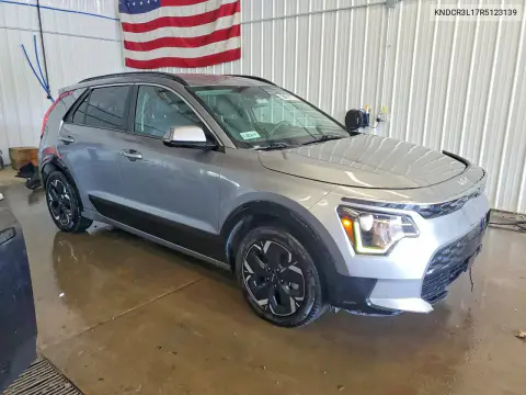 2024 Kia Niro Wind VIN KNDCR3L17R5123139 фото 4