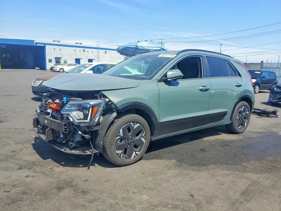 2025 KIA Niro VIN KNDCT3L18S5144055 фото 1