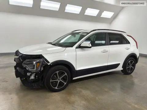 KNDCR3LE3S5272432 — 2025 Kia NIRO, Передняя часть, фото до ремонта