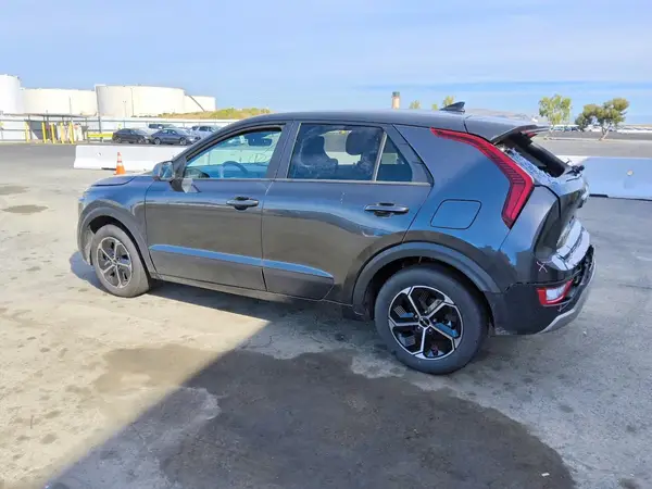 KNDCP3LE5T5363600 — 2026 Kia NIRO, фото 2 с аукциона Copart 28.09.2026, Задняя часть