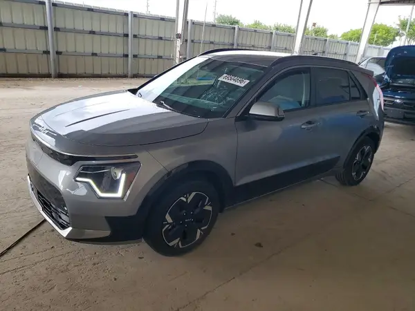 KNDCR3L14T5157126 — 2026 Kia NIRO, Передняя часть (Front End), фото до ремонта