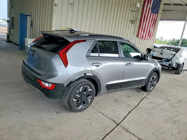 KNDCR3L14T5157126 — 2026 Kia NIRO, фото 3 с аукциона Copart, Передняя часть