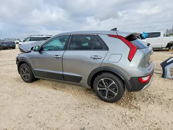 KNDCP3LE9T5363664 — 2026 Kia NIRO, фото 2 с аукциона Copart 28.09.2026, Передняя часть