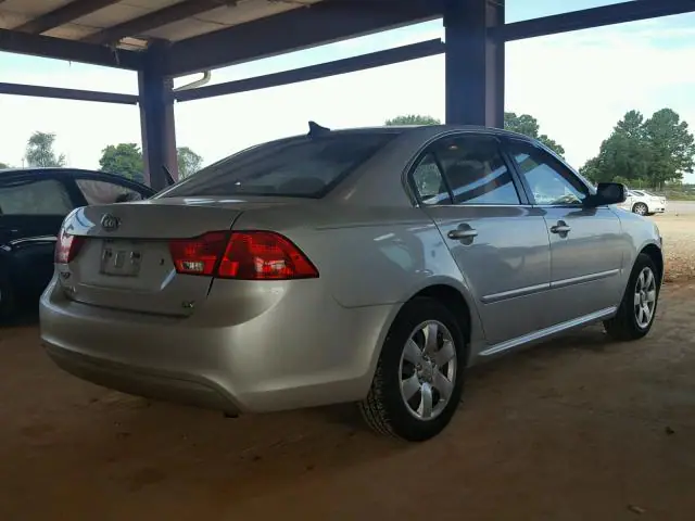 KNAGE228795318855 — 2009 Kia Optima, фото 4 с аукциона Copart 10.10.2018, Боковая часть