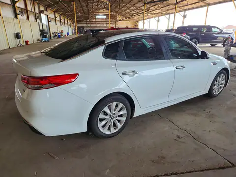5XXGU4L32GG012675 — 2016 Kia Optima, фото 3 с аукциона Copart 14.10.2026, Мелкие вмятины и царапины