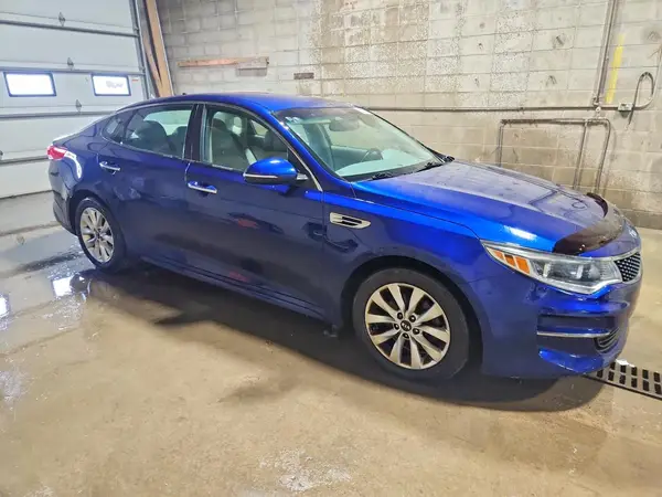 5XXGU4L30GG021911 — 2016 Kia Optima, фото 4 с аукциона Copart, Град