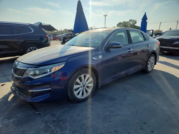 5XXGU4L30GG072521 — 2016 Kia Optima, Передняя часть (Front End), фото до ремонта