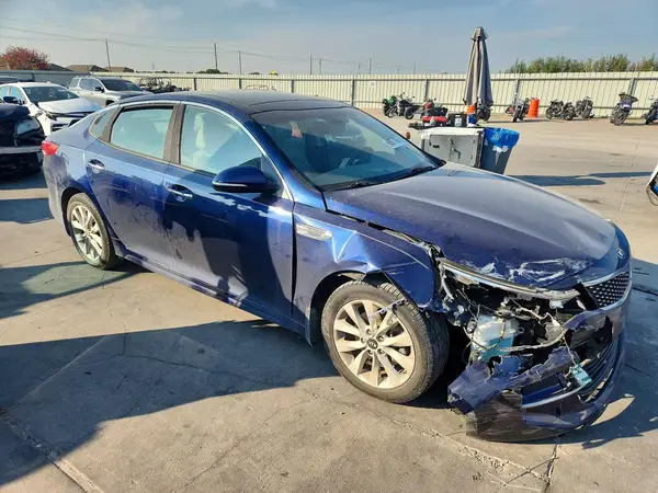5XXGU4L30GG072521 — 2016 Kia Optima, фото 4 с аукциона Copart, Передняя часть